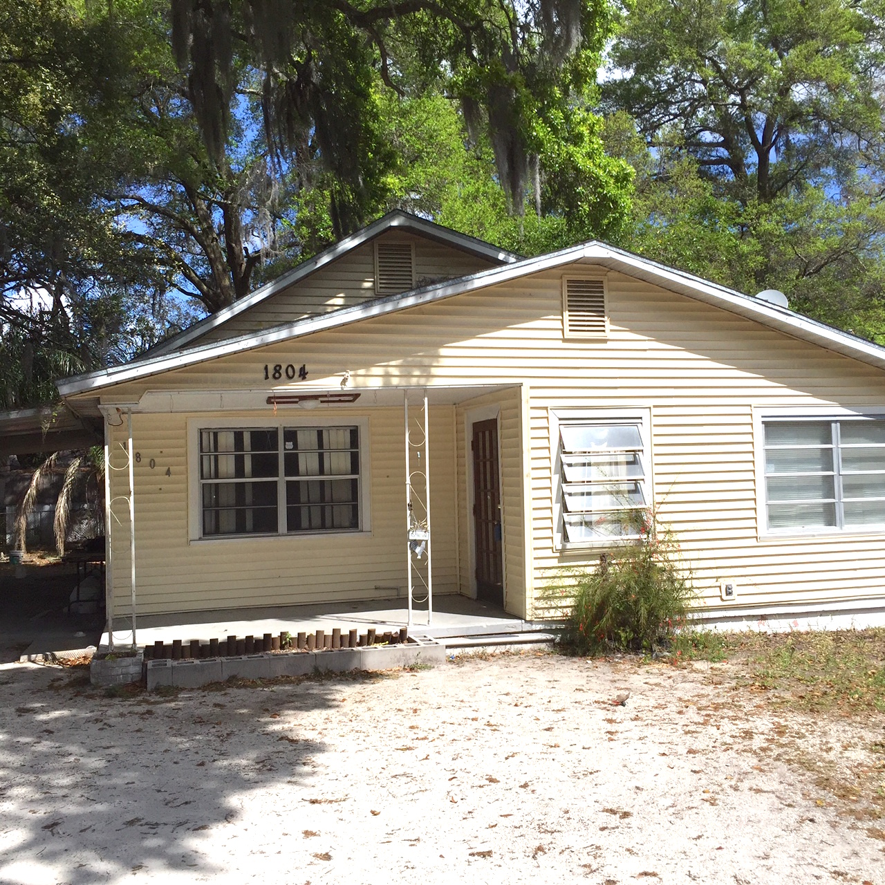 1**4 E Idlewild Ave,Florida,33610,3 Bedrooms Bedrooms,2 BathroomsBathrooms,Single Family,E Idlewild Ave,1029